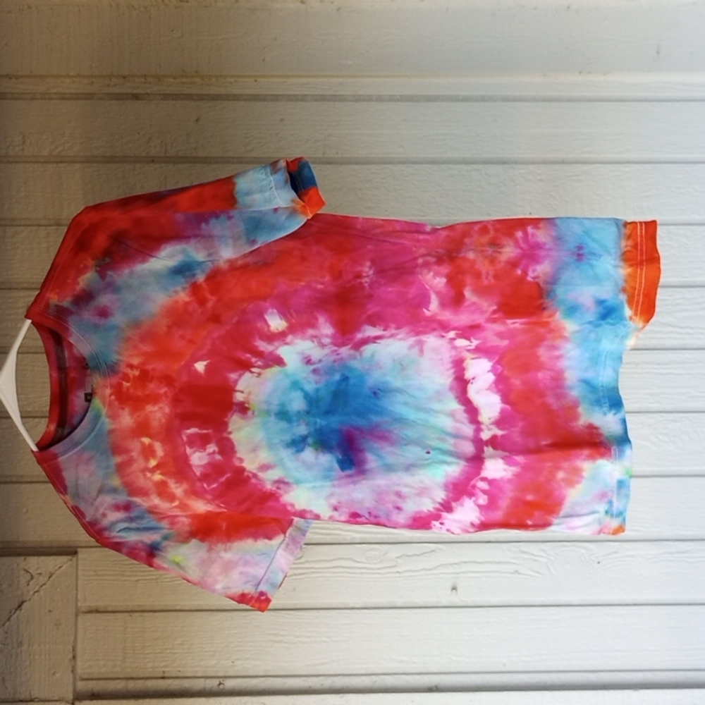 Tie-dye T-Shirt Small Unisex Summer Fashon New
